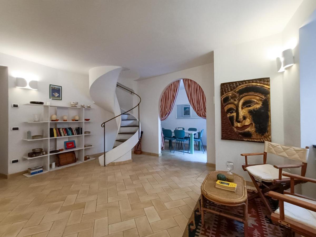Altido Villa Milva With Car Park Beside The Beach Paraggi Luaran gambar